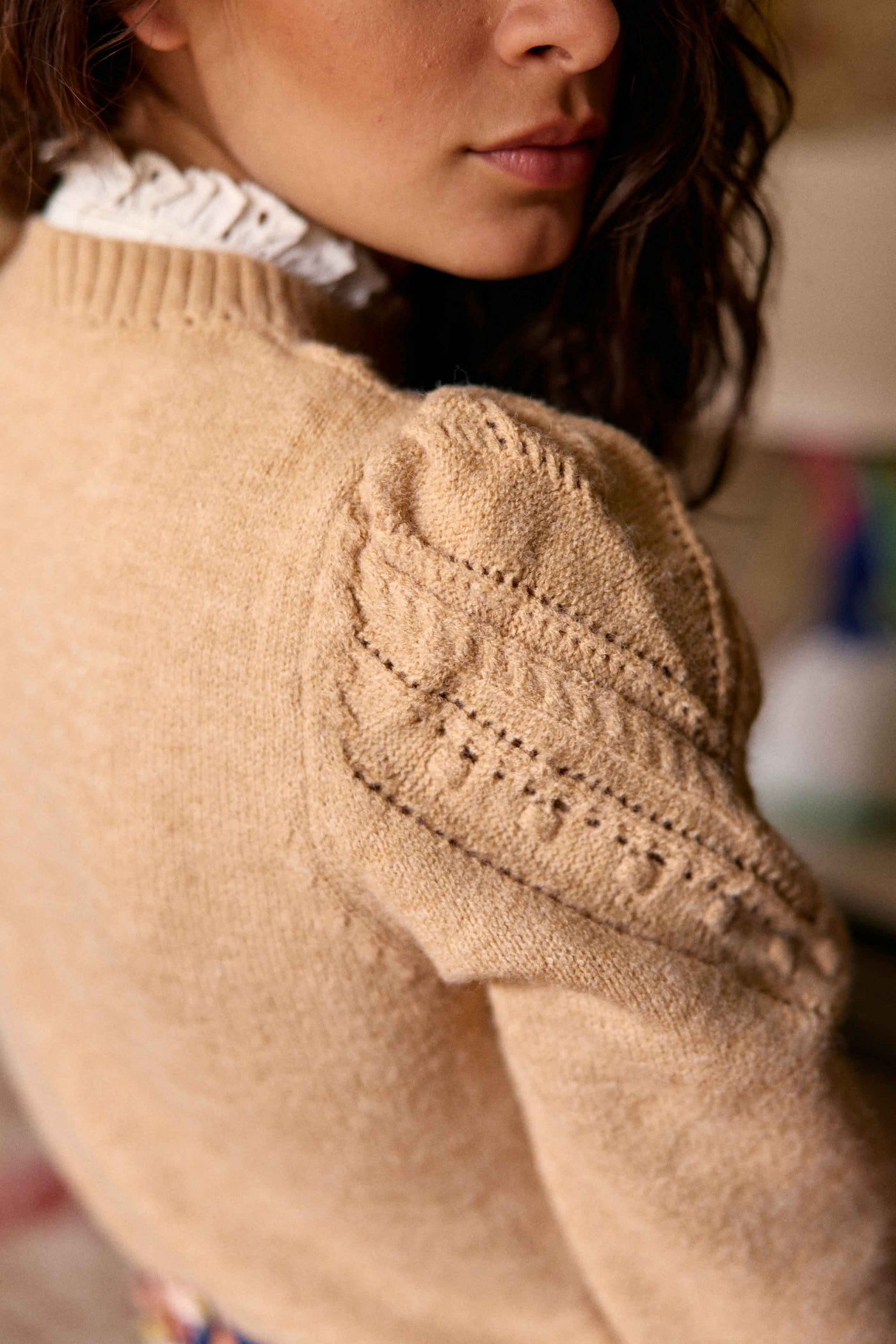 Beige pullover - Marta