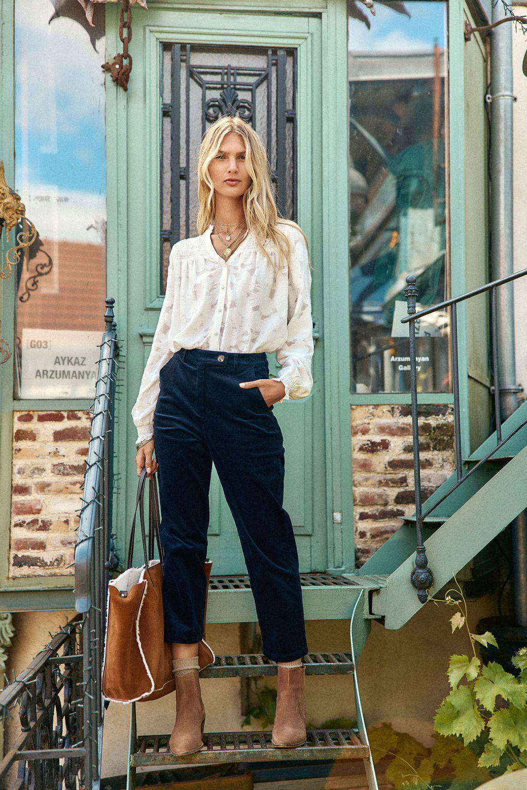 Navy velvet trousers - Pamela