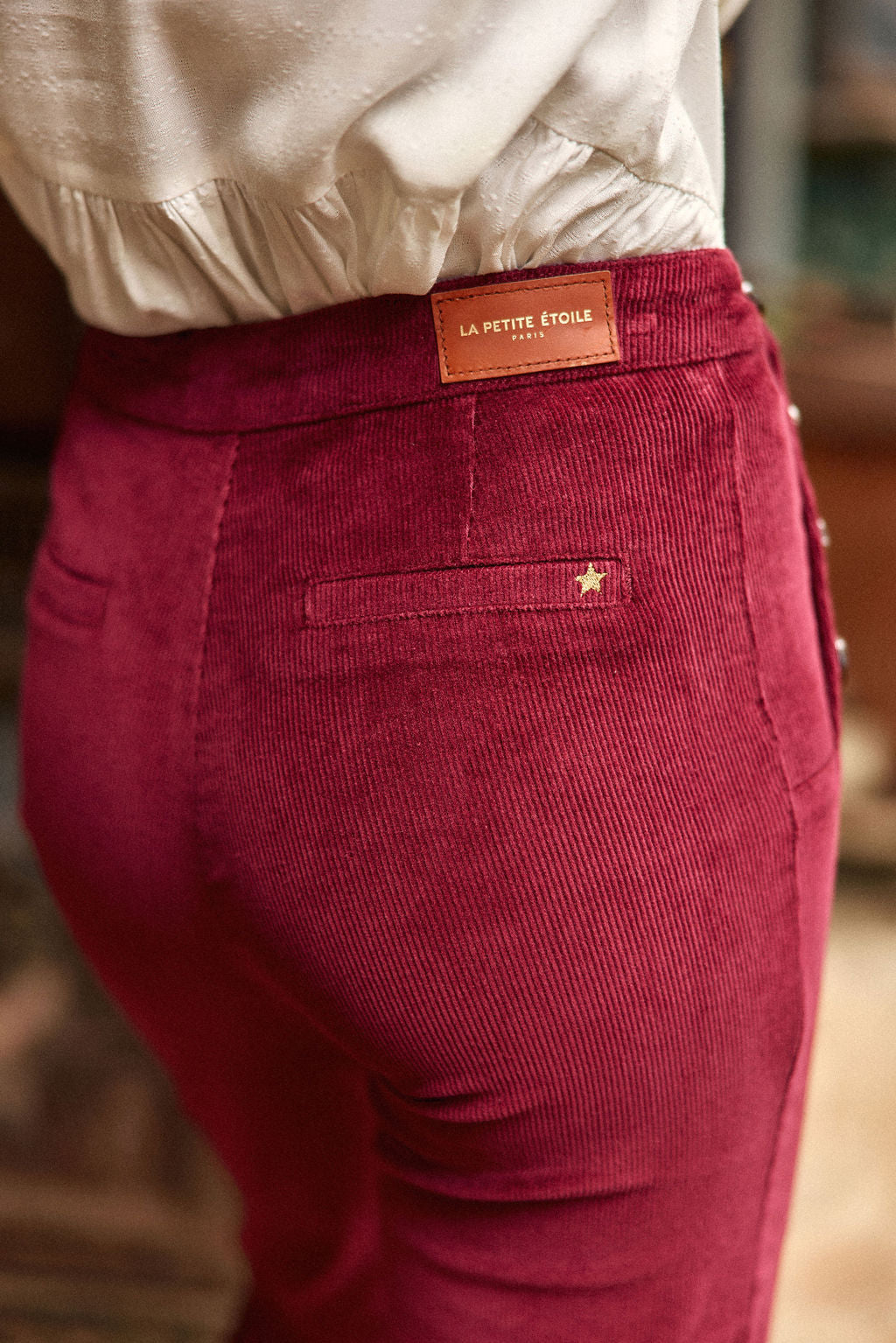 Pantalon à ponts en velours framboise - Paulie